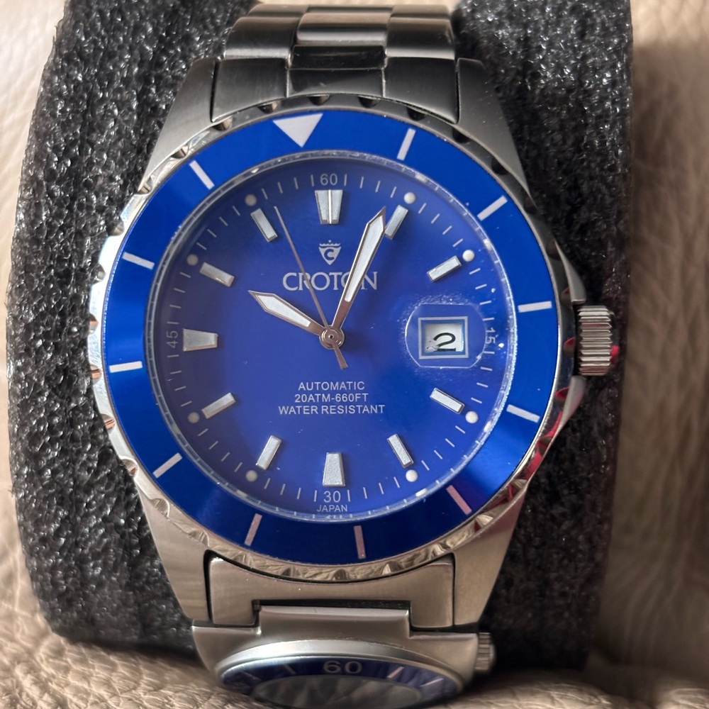 Croton Watch Dual time Automatic Quartz watch